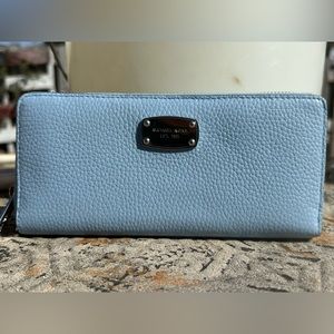 Michael Kors continental wristlet wallet